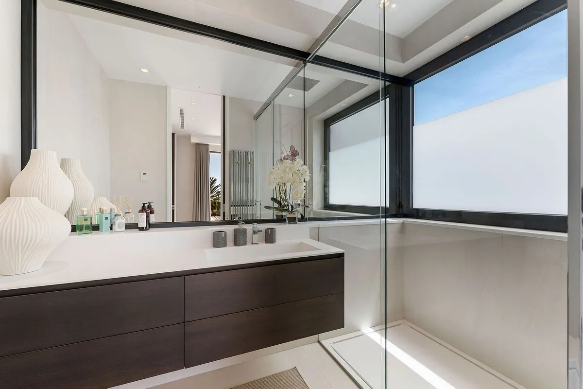 bf6a0199-8c12-4f3b-9df6-b5e38316b9be