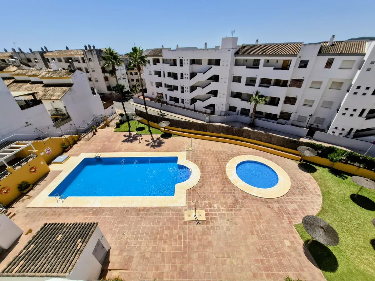 cb0fa617-a1c9-457f-a5eb-7952be7e1348