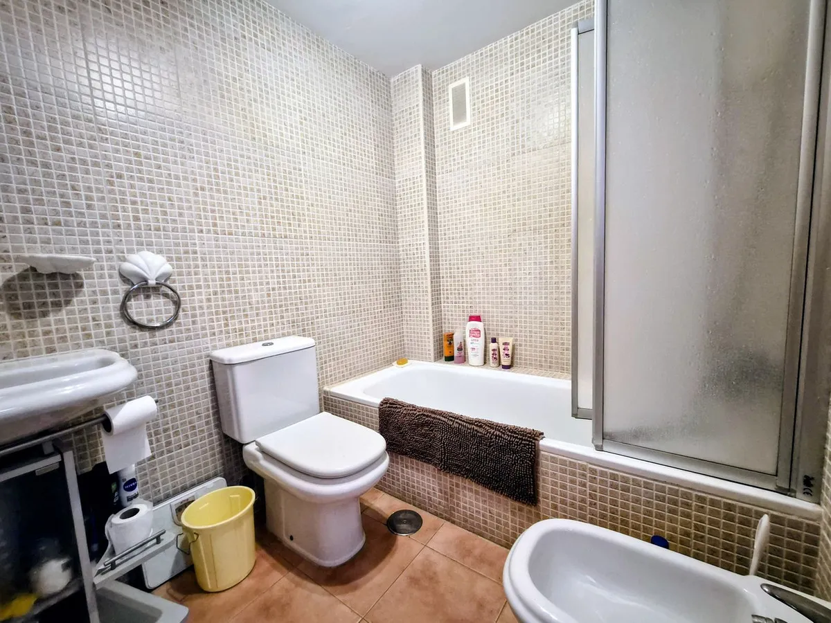 fe934d2e-1a93-46d1-894f-5236c169a165