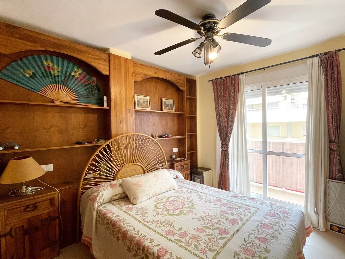 fba183db-433a-4d42-a2e3-d51bf16ed8c9