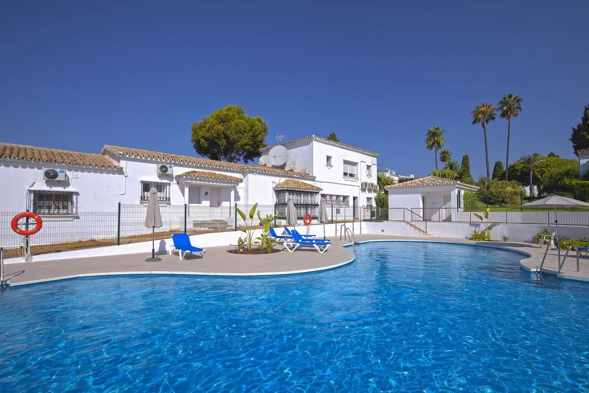 5a15029a-3afd-40e0-a4e0-69e196890c6b