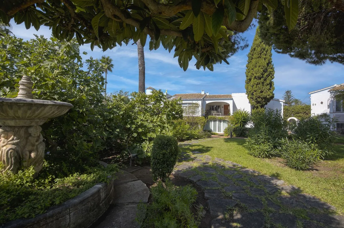 86a85f9a-cffd-43e0-93b1-241494511abb