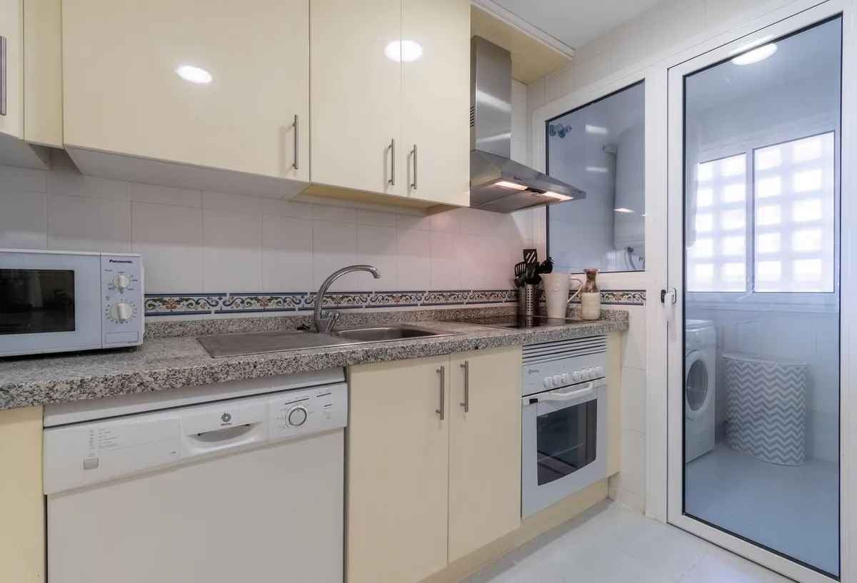 ccd8bdd8-4846-4eff-9932-f14fa262d985