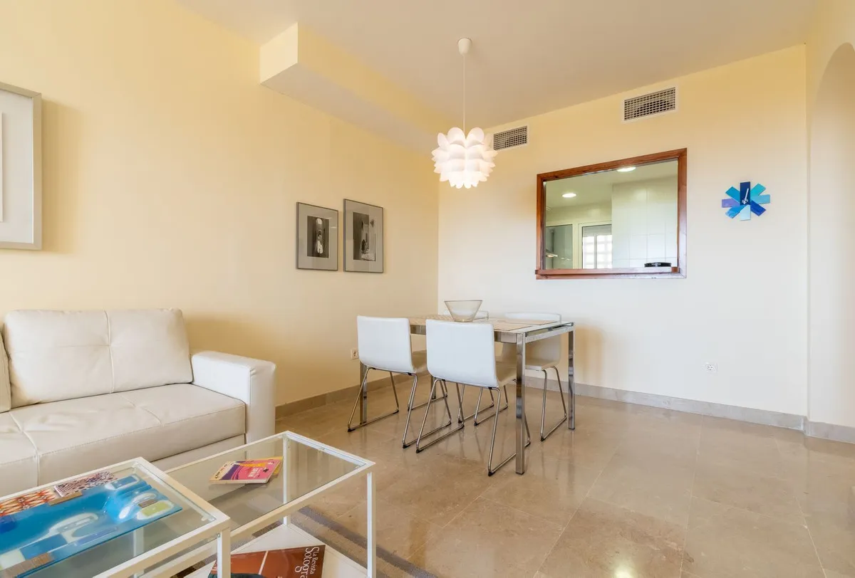 f852c840-b0ba-4c25-82e9-bff4bb84d259