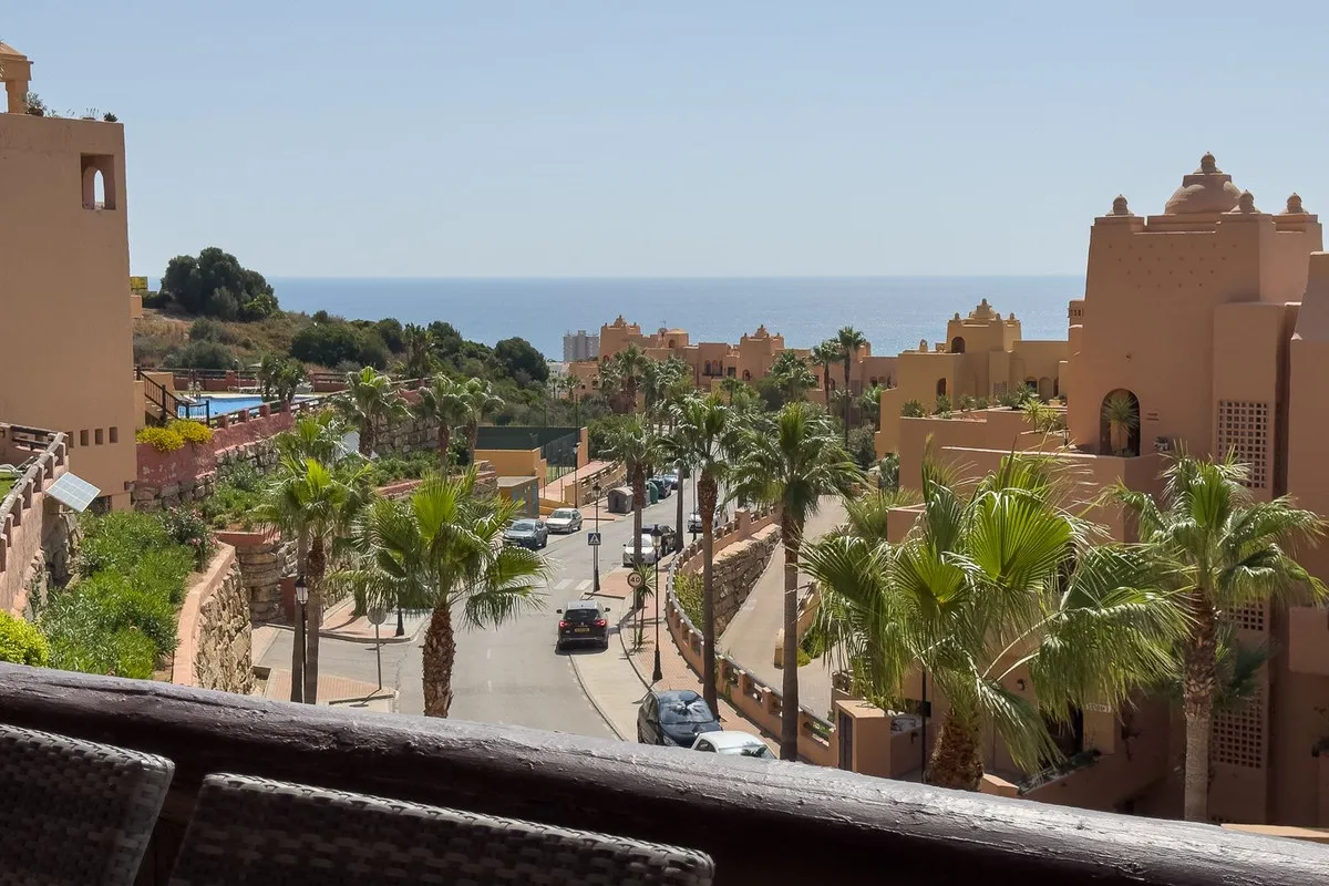 040dc834-26e6-4981-8646-e2e87f90cd82