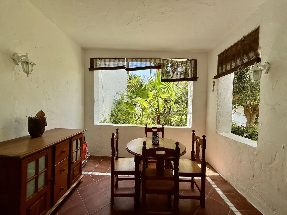 02c5a9c7-b445-4d4c-82d5-af0991e15d4b