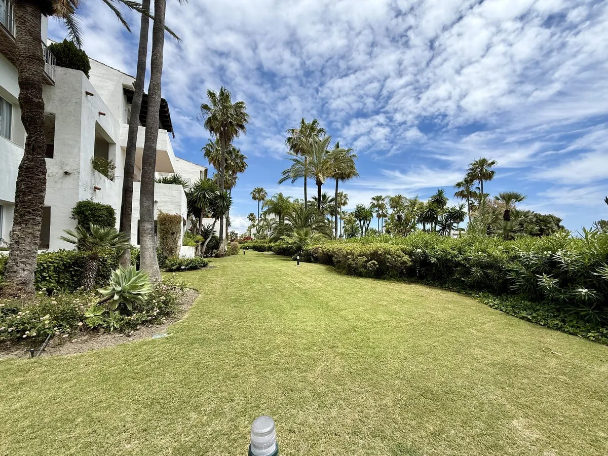 c2bce64e-52db-44f6-87d0-dd5420281640