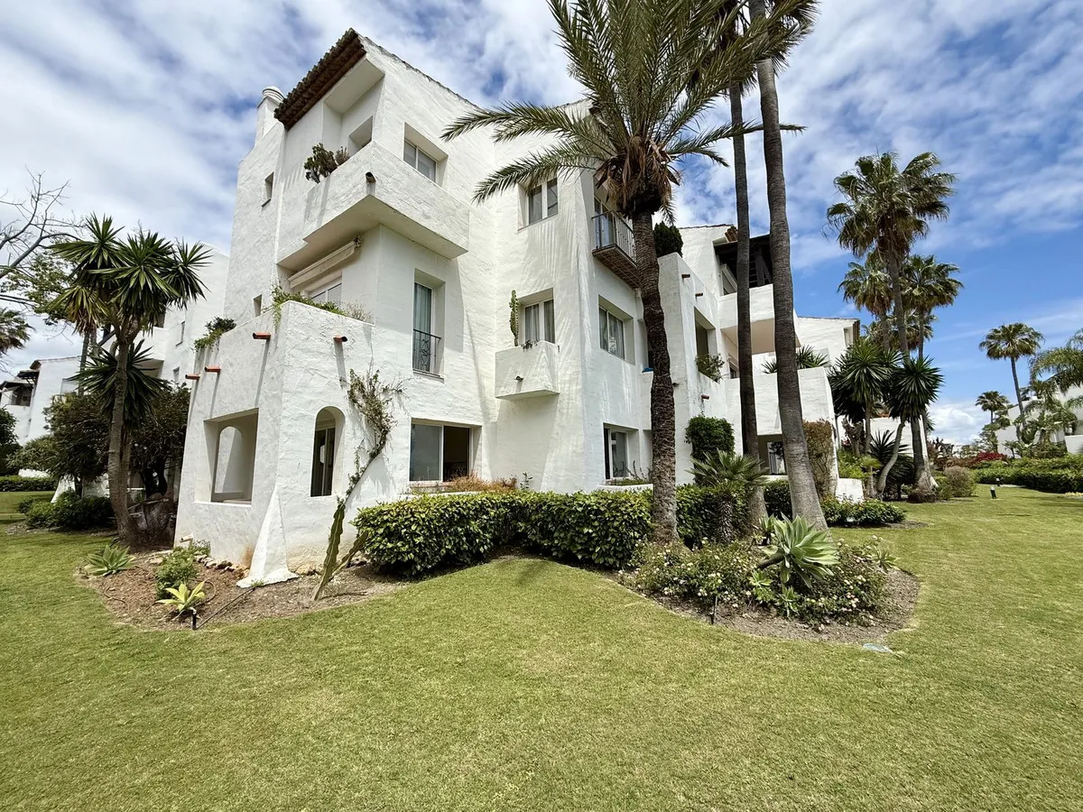 eb5b8dfb-d5b7-492d-a219-158a893daa44