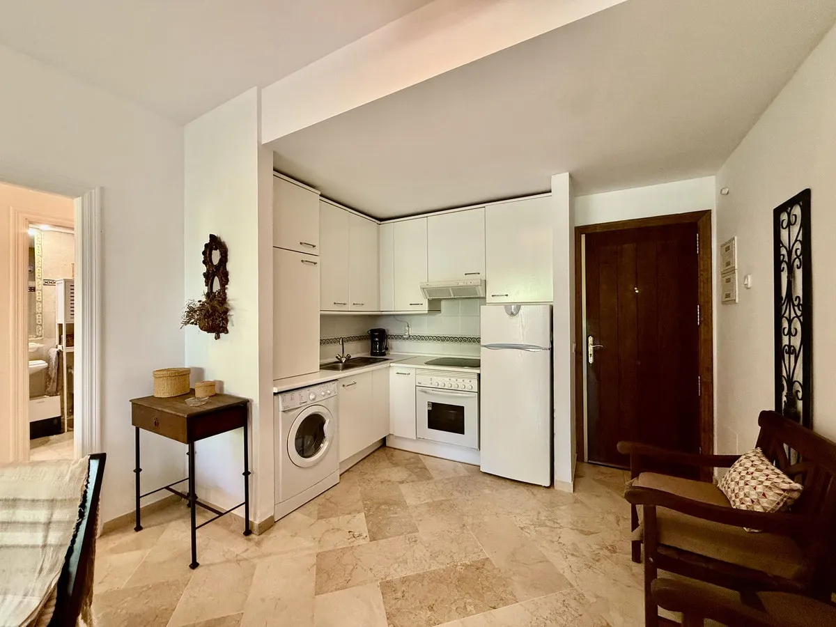 fe4941d0-c2f0-4724-aa3b-20694e2a87bc