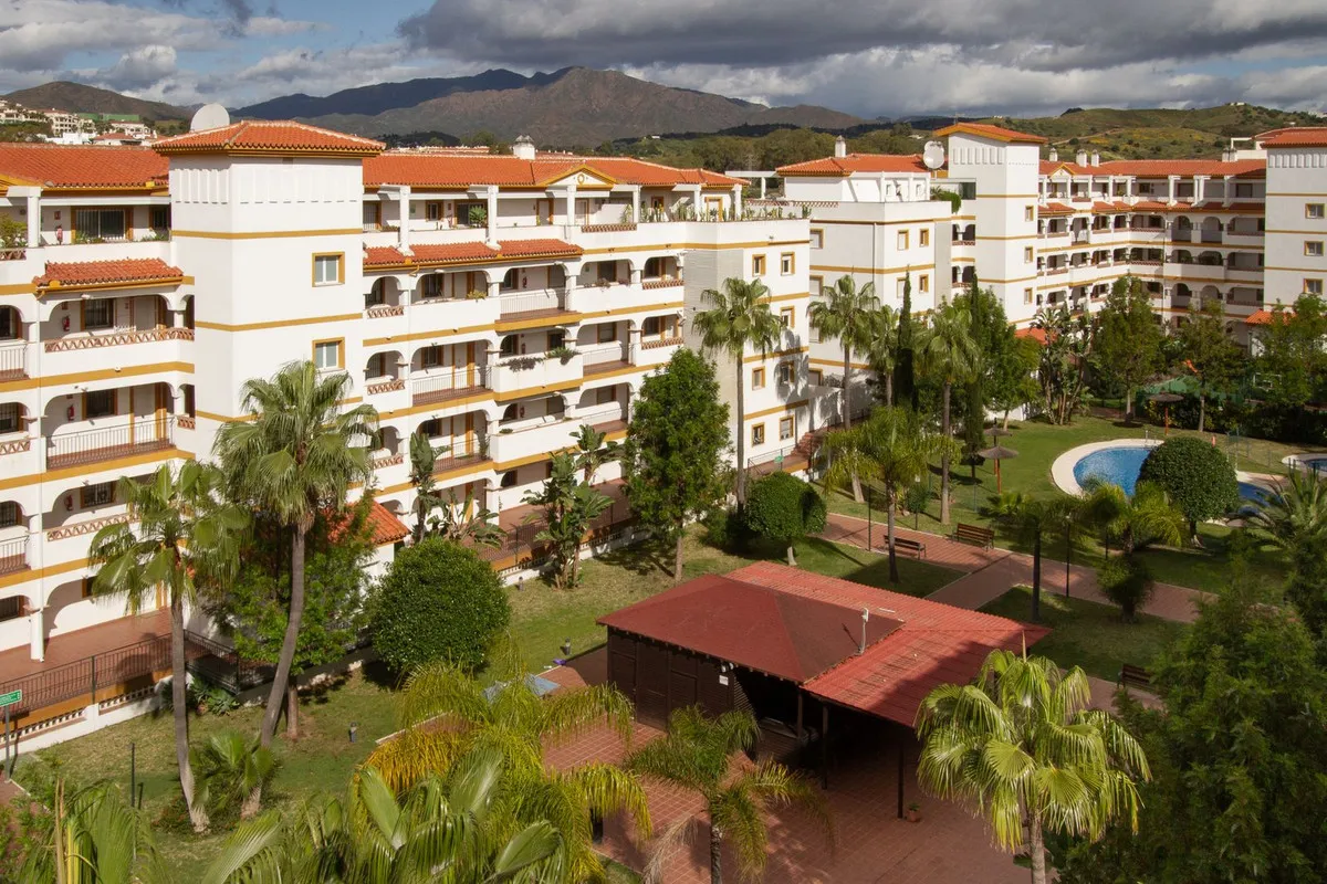 16eb341b-b2e2-45ed-a5b1-a4272b7a0714