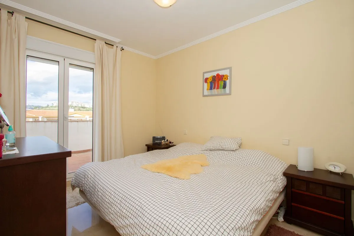 96695325-262d-471b-95a3-aa84f46fd5be