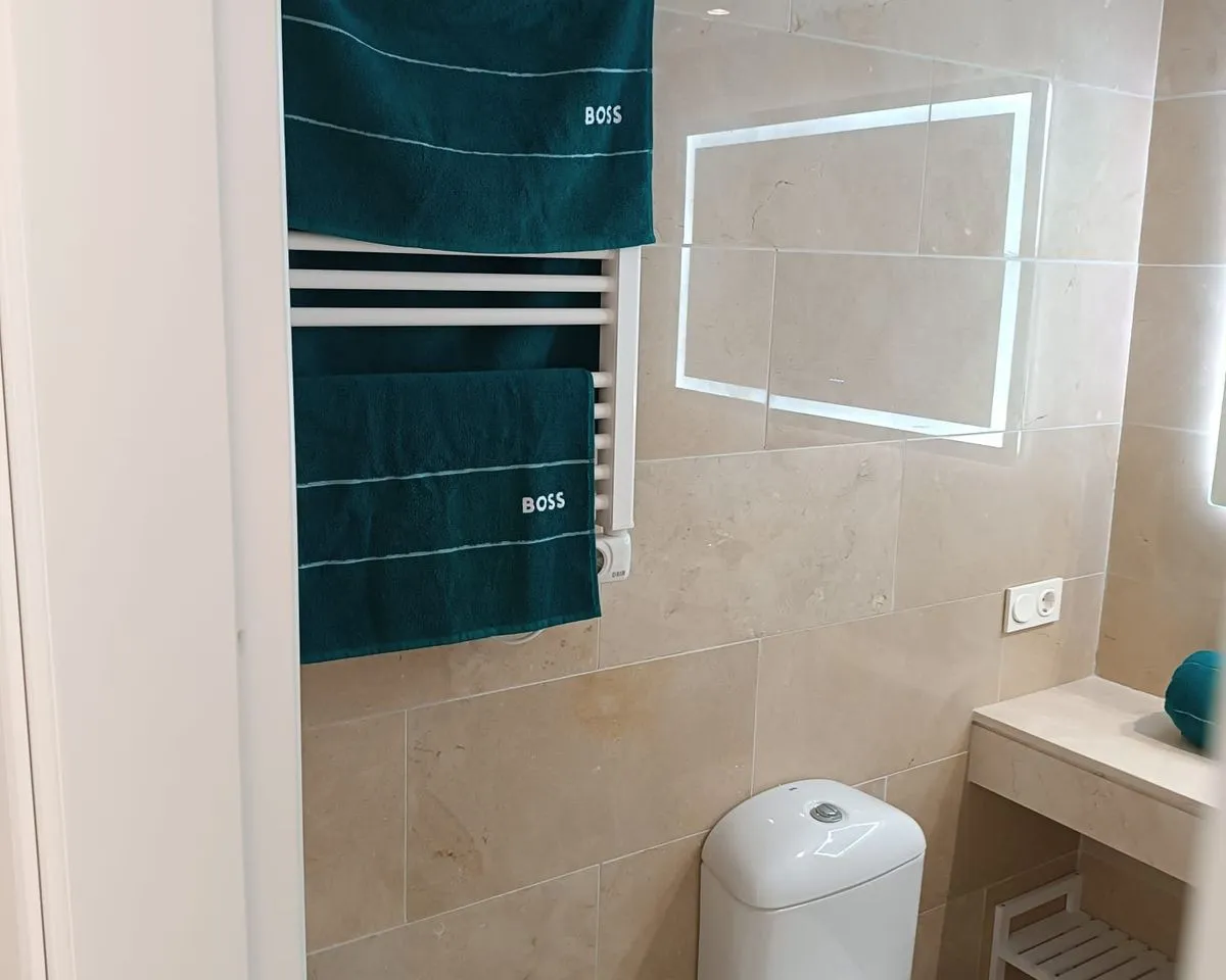 72485226-64fc-4e41-9ff3-f5e629b340d4