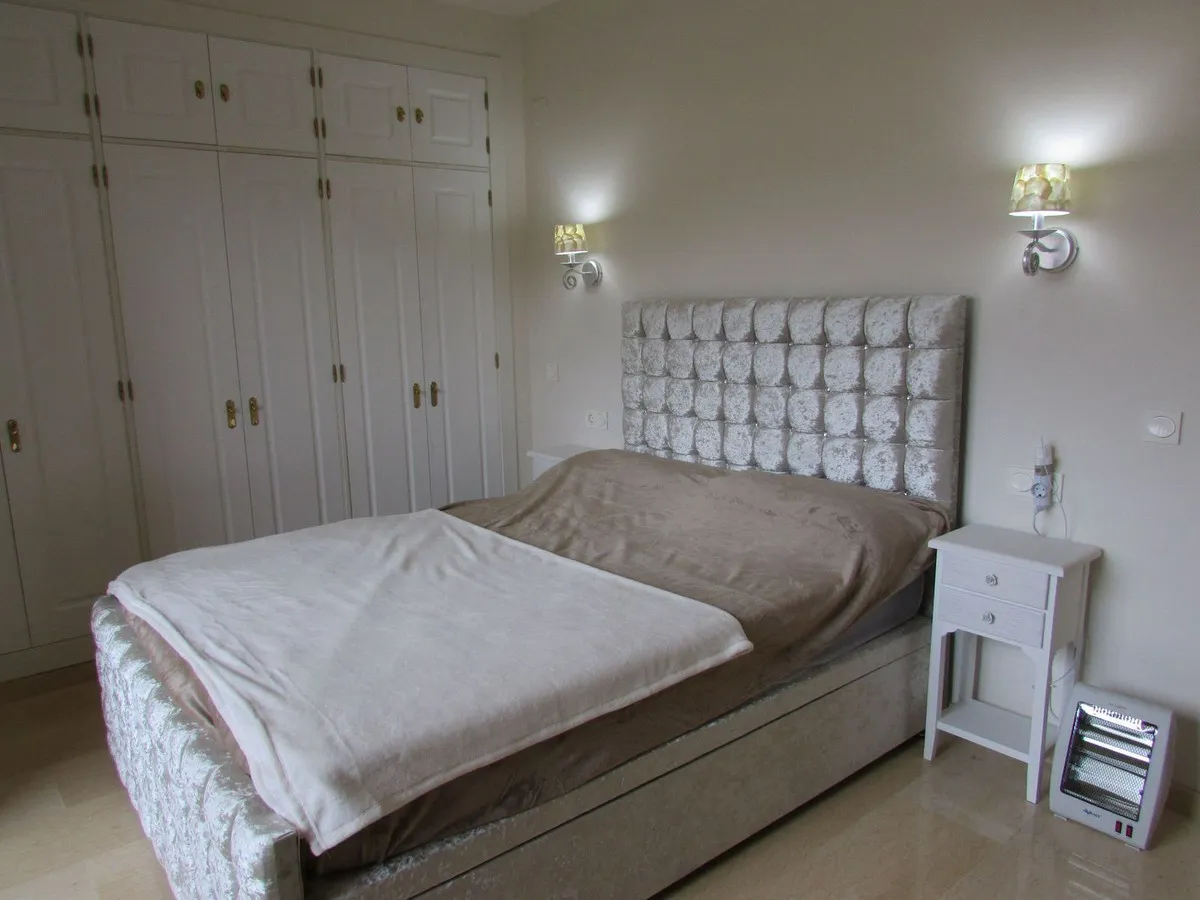 620574c2-c7b0-4150-a1e9-df81de6416c5