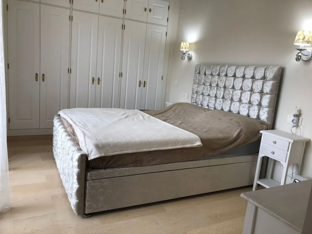 ad2cc01f-0a73-4184-99e6-360b387aec93