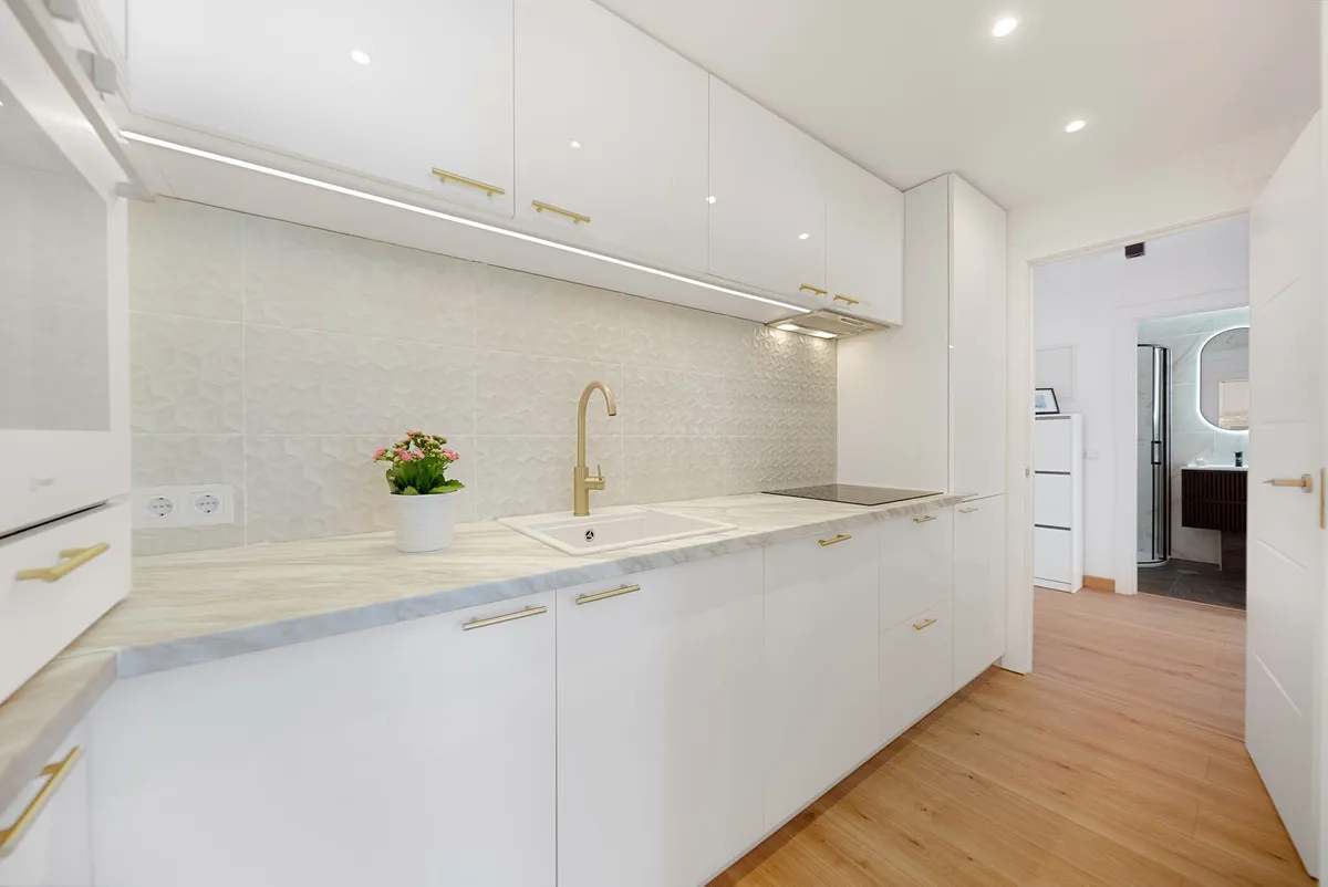 4d8b71b7-60de-4a1c-a008-55e447440b05