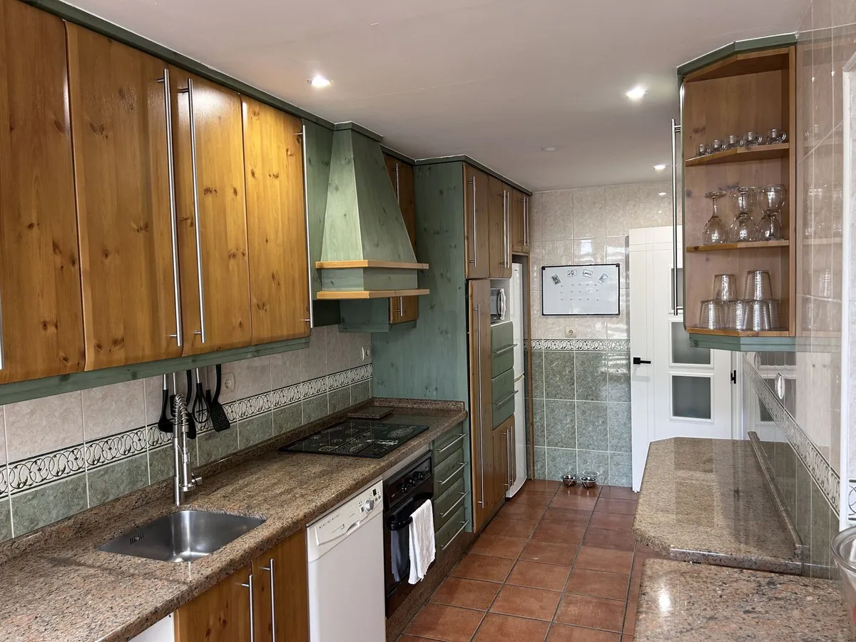 06f11497-14f9-4a44-af47-11b7e2acb2d1