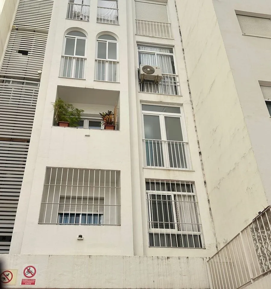 0e2c8930-2f65-4220-a7f3-cff8ef3d5562