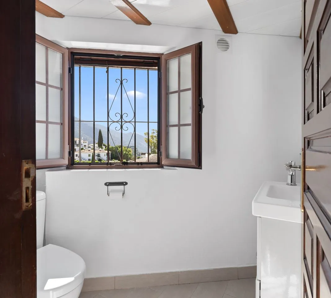 1709ac41-88ab-48aa-8d53-4f470c61427d