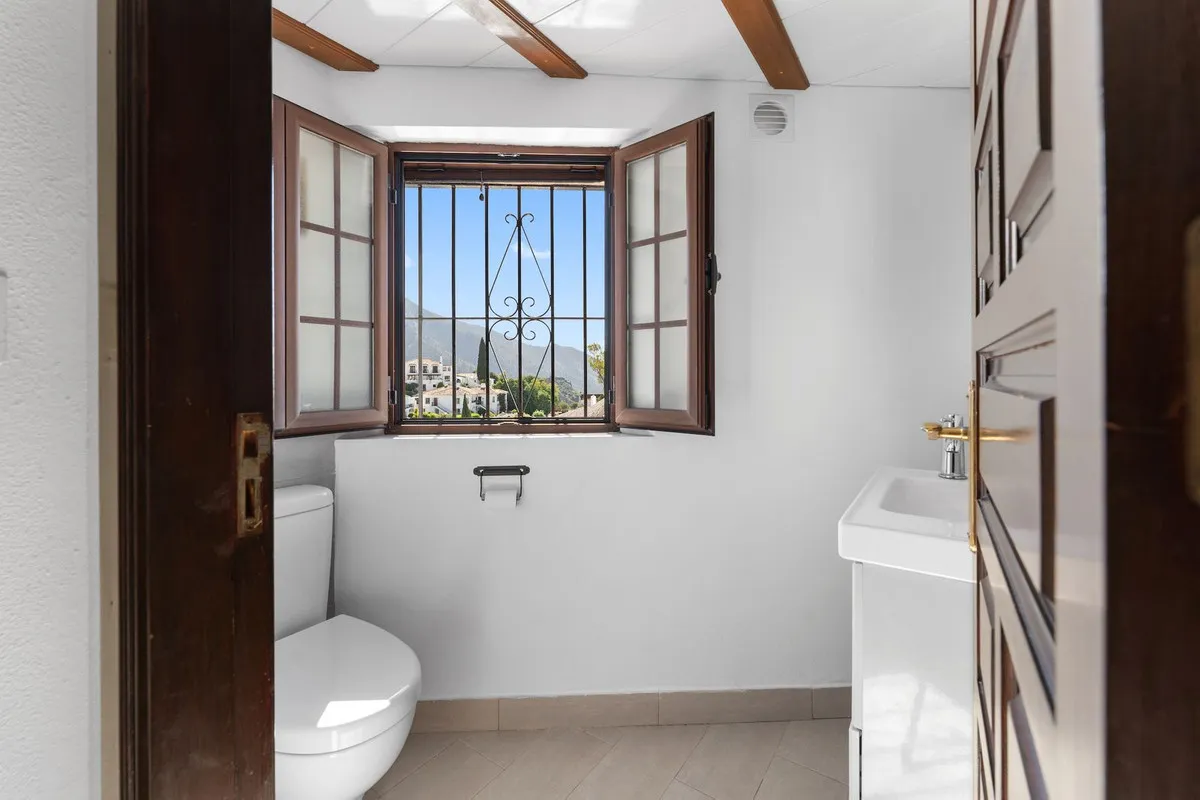 32a96ebd-762b-4b01-80a4-e8c2a2b3d0ea