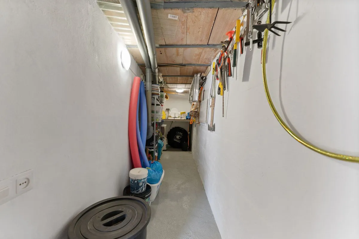 b2ea1930-ce52-4e5e-8587-707ebe394aae