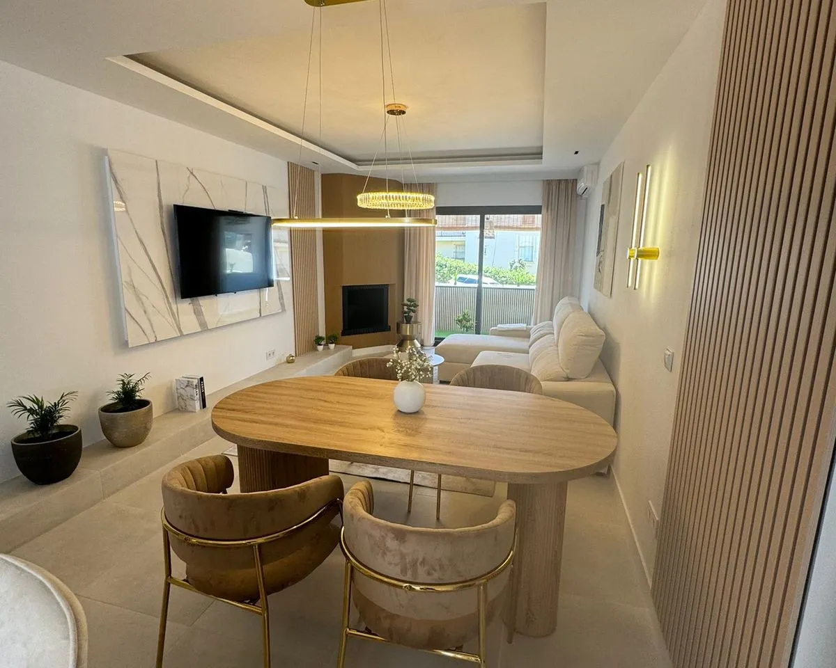 7aa7052e-7e7a-4dfa-ac90-9b43d4dba811