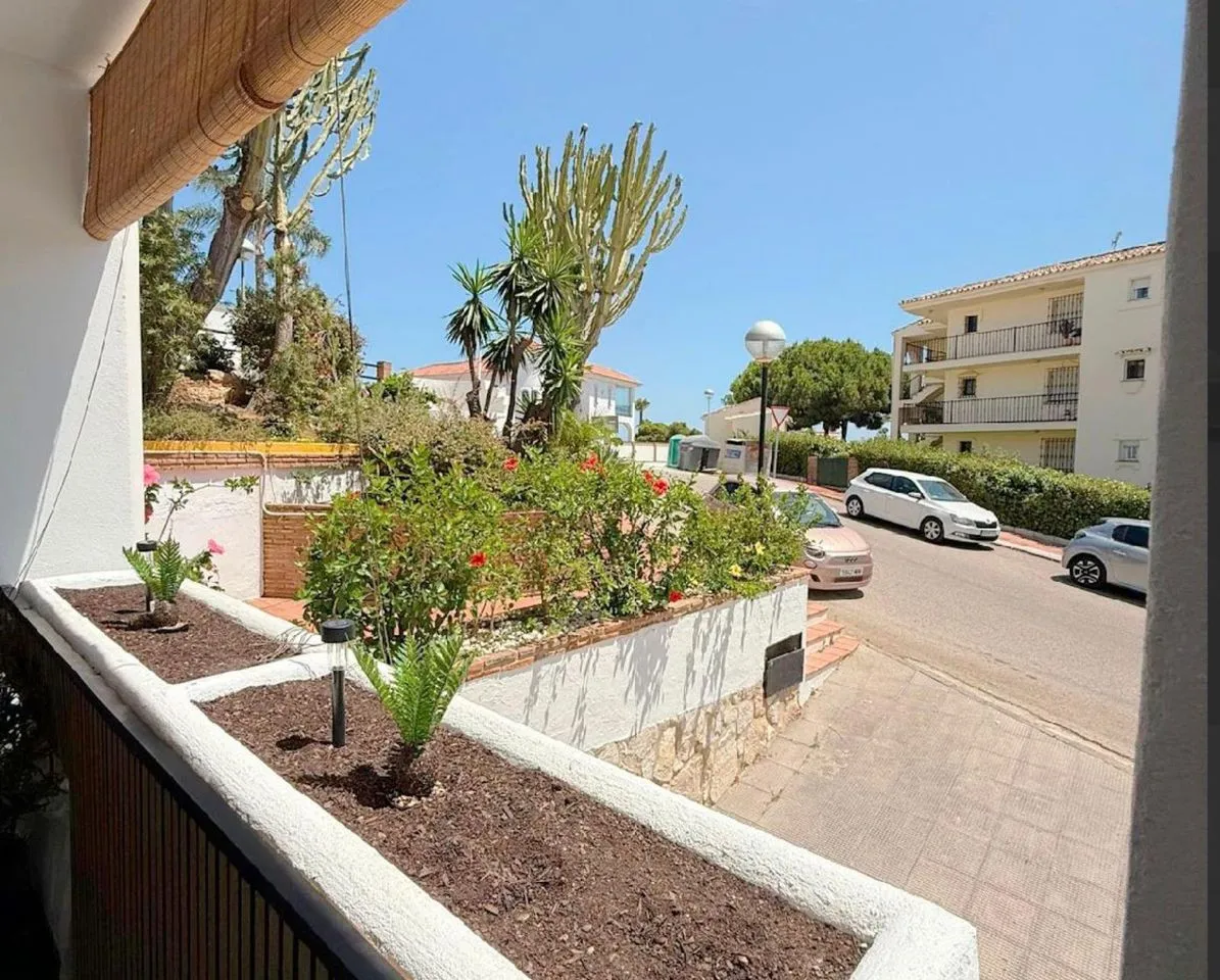 d65dd314-fc45-4c18-a7d3-7fb1c0759c94