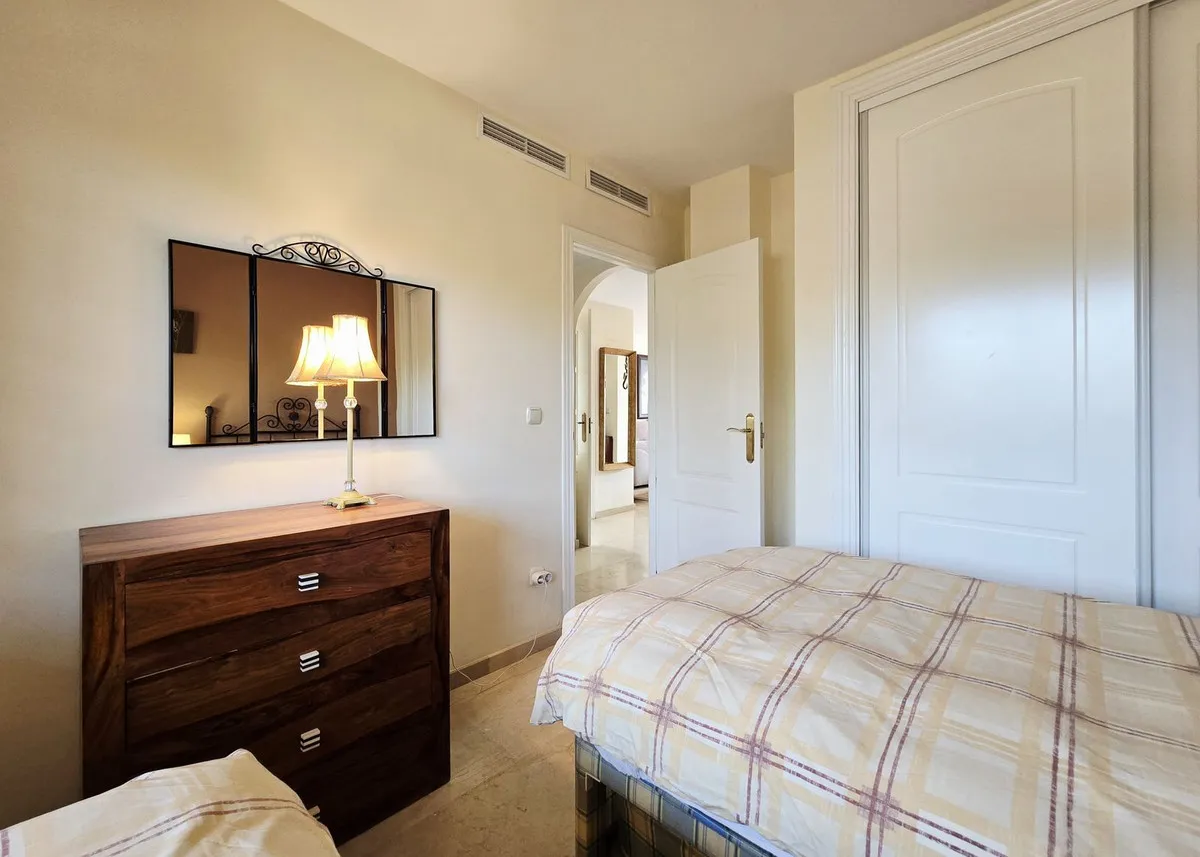 12ee33af-408e-43d9-8e99-f133a56e4ae7