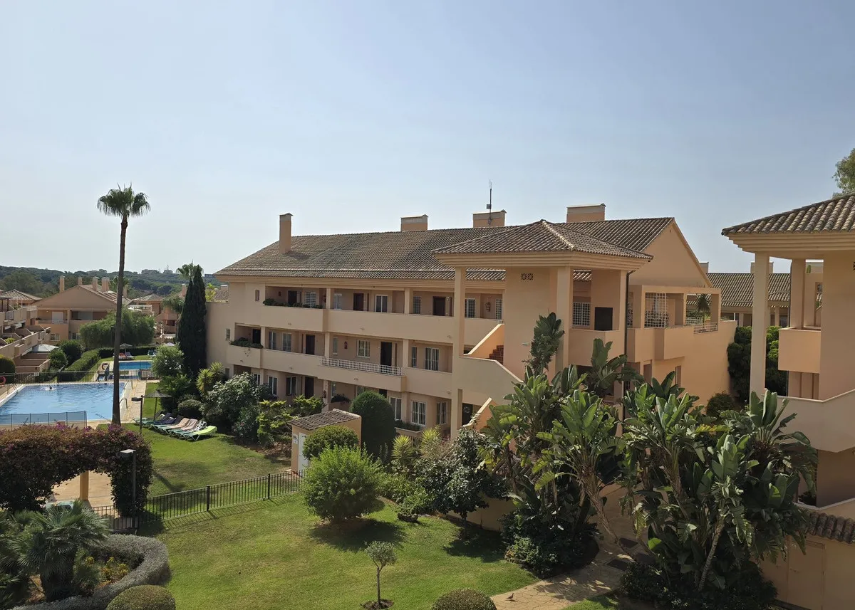 69c5e719-cd6b-4891-9b30-d2ccdadabd62