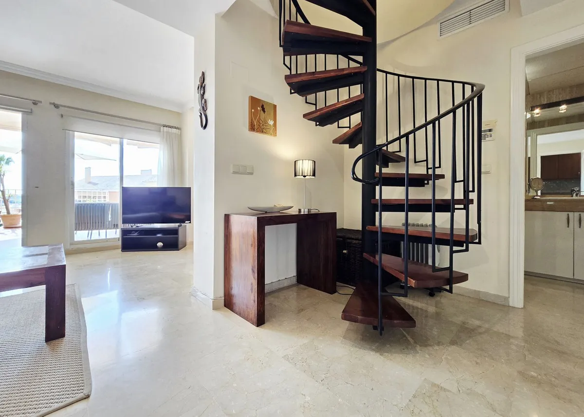 b38a6926-915a-41cb-967a-a53756431ee6