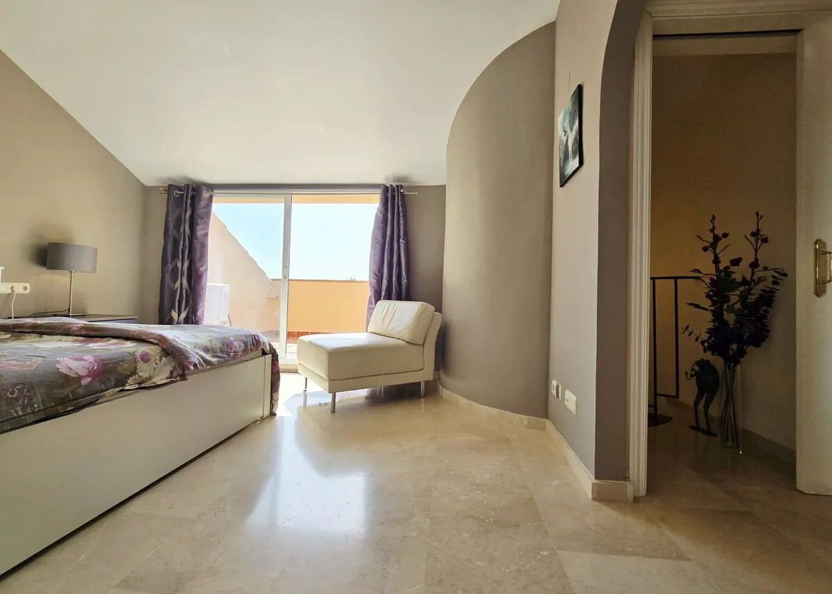 b8ed14c1-351e-492a-8215-df97f28bf98e