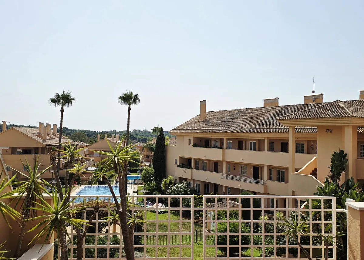 d4b2f466-baed-4a44-8dec-f33225201a95