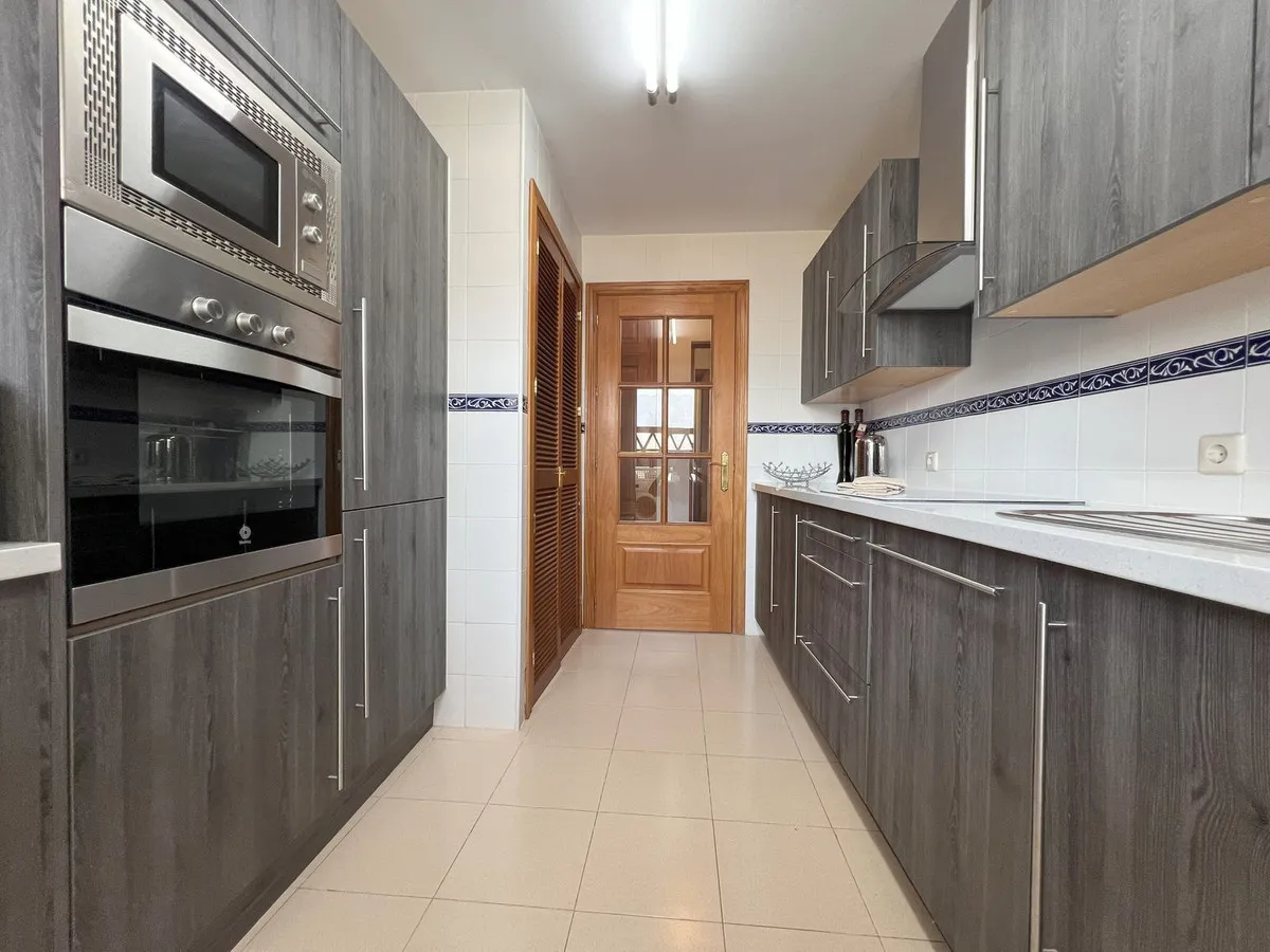 41bbcc94-b1e7-4ee8-b4ef-9bad30f46e55