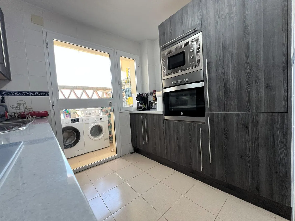 96c3c0a9-1e52-4a52-a8ba-a163933c4a80