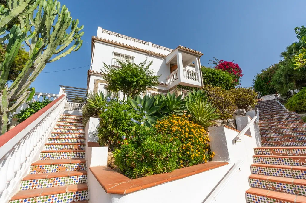 18603ffc-59e8-4940-9c9d-02f0dcf1608c