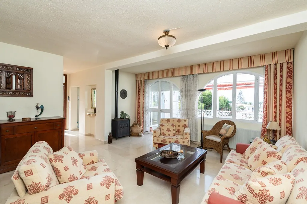 50ed121a-1a9f-4fb3-b17f-6a165fd8ef4a