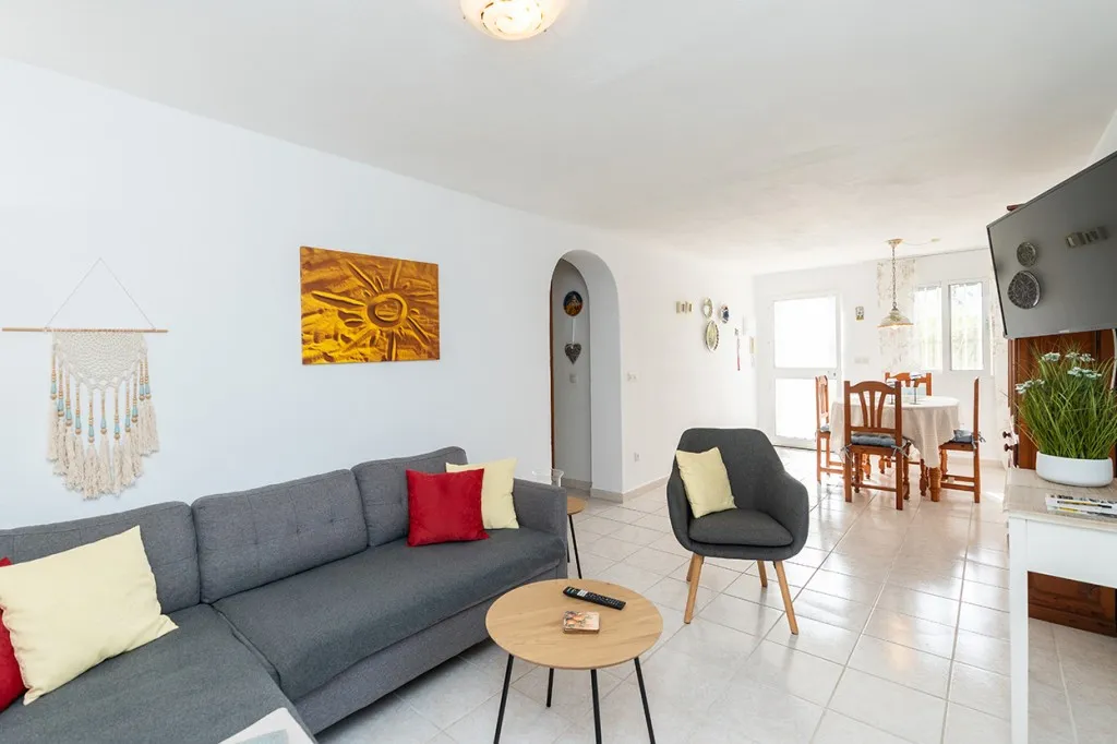 6fe519d1-137c-4fb7-8fea-c948192907d7