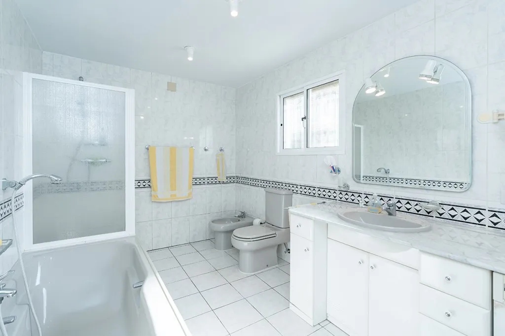 a93d48df-252f-4e0d-9358-090dafe1af65