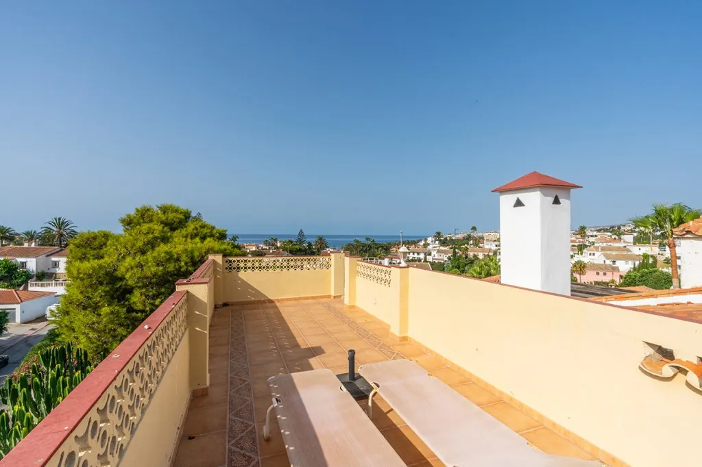 c18c12be-dce2-4ddb-8031-2cd9672a707e