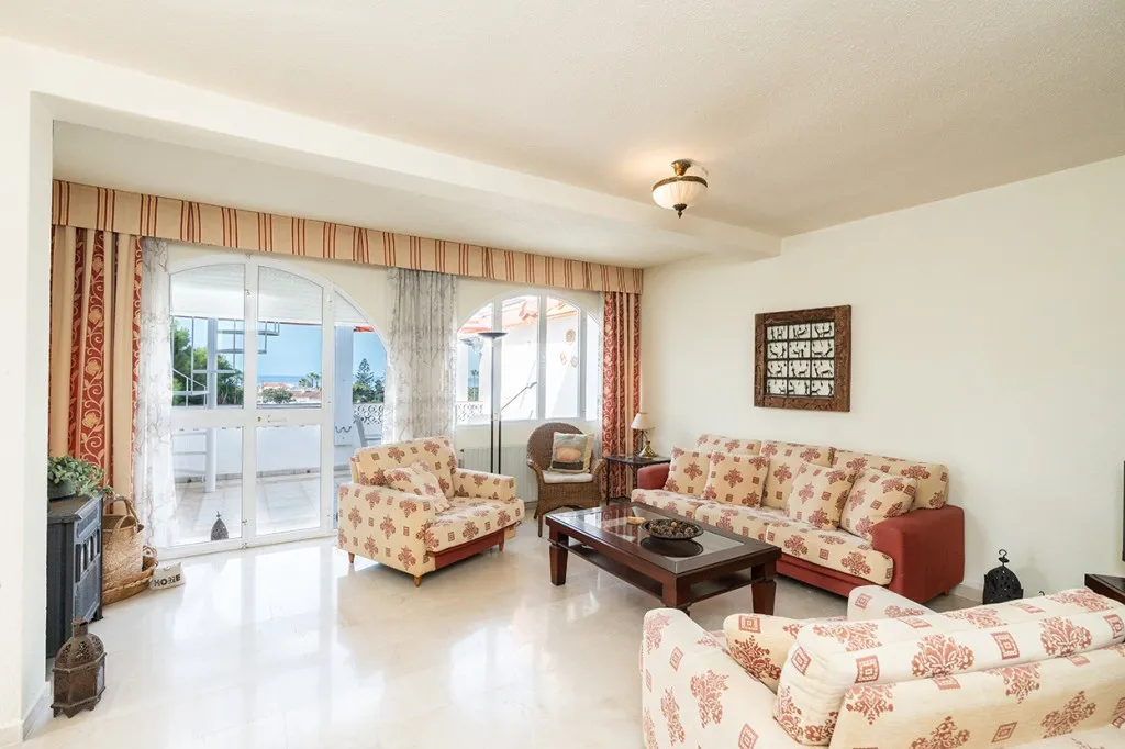 cdcb5032-8cf7-41cc-a29e-31635901166b