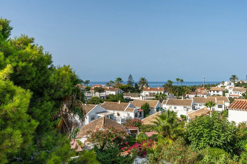 cdd164f8-7850-4774-8083-e3515ea1a97c