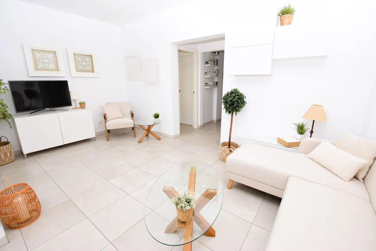 41d8c169-d762-46cd-8038-5088342c326f