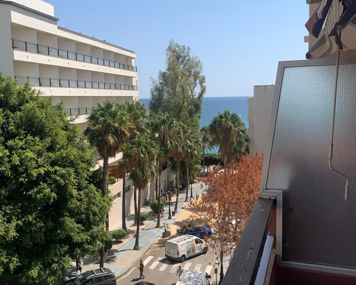 42e62b5d-e62f-4a4f-8343-c627a53cc7ba