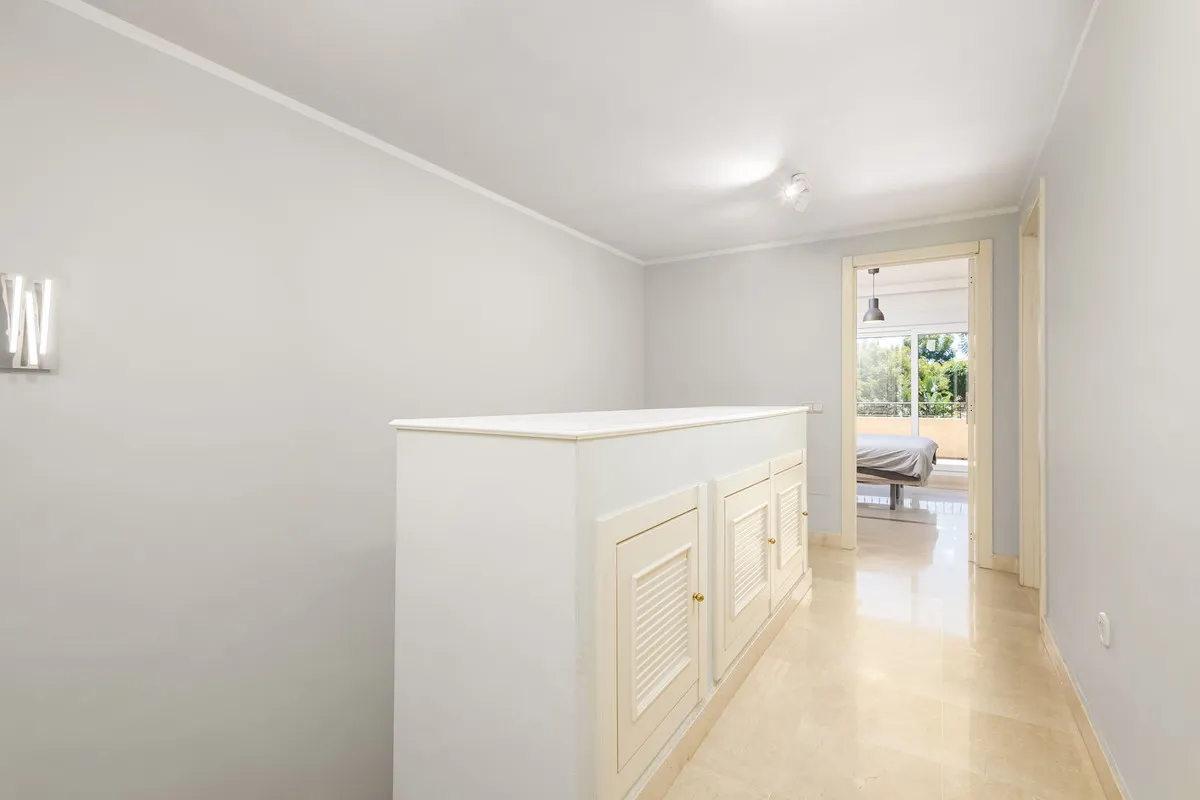 277e2e61-9493-4c06-a3ea-f00c16501012