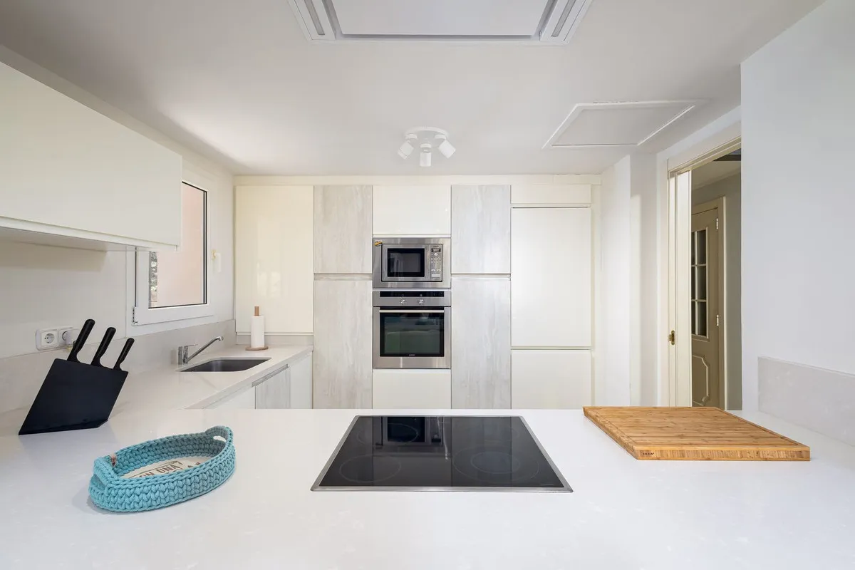 3970c759-02c3-490e-810c-3b8095067007