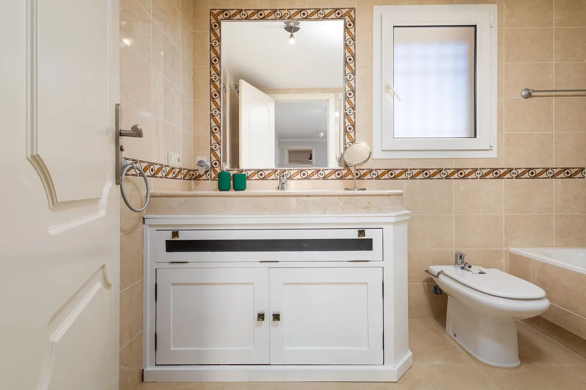 ca03dd25-be88-42a3-a3e7-fc5c42d8cfd3