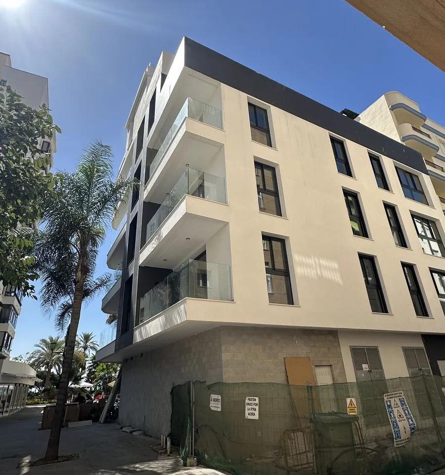 0bf3360e-957c-4a2a-ae98-d27c076e32c6