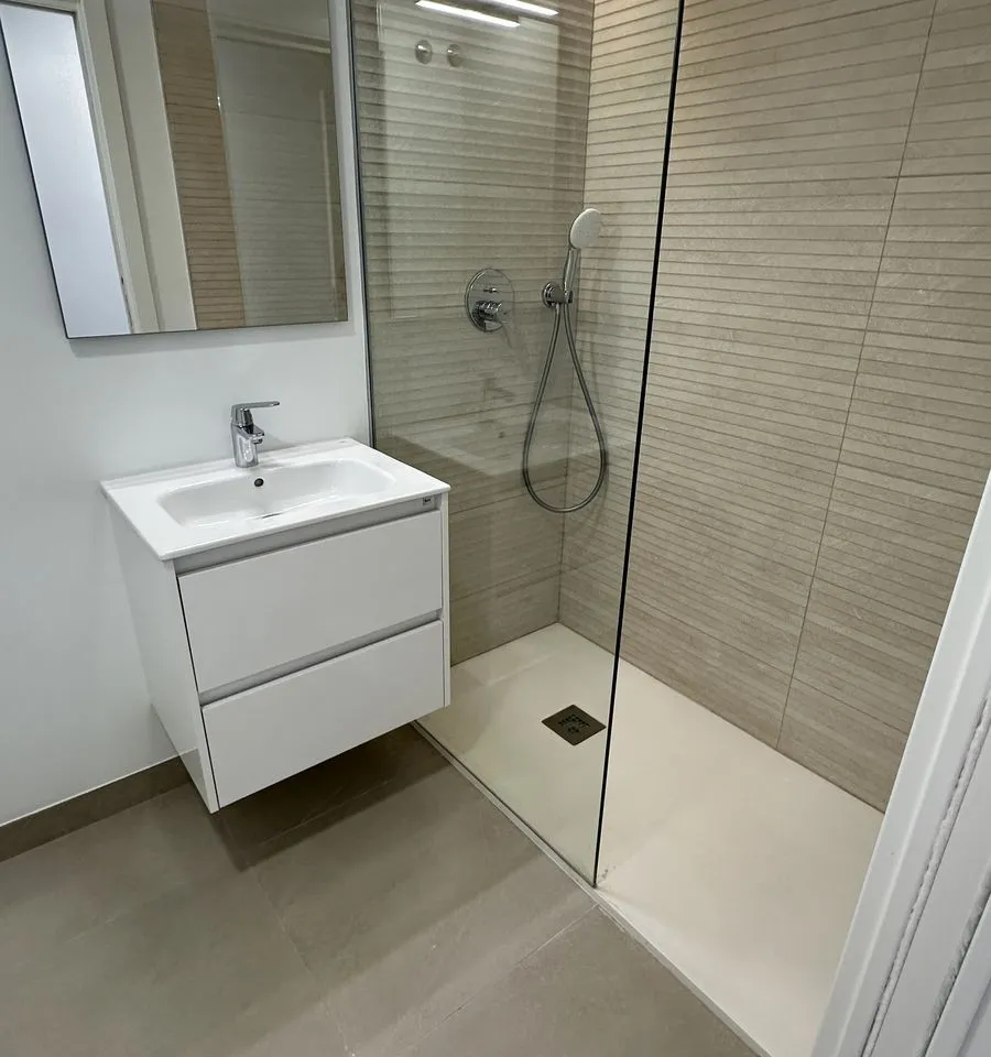 abd78d55-0531-49e6-8b15-5cca1e0acd2d