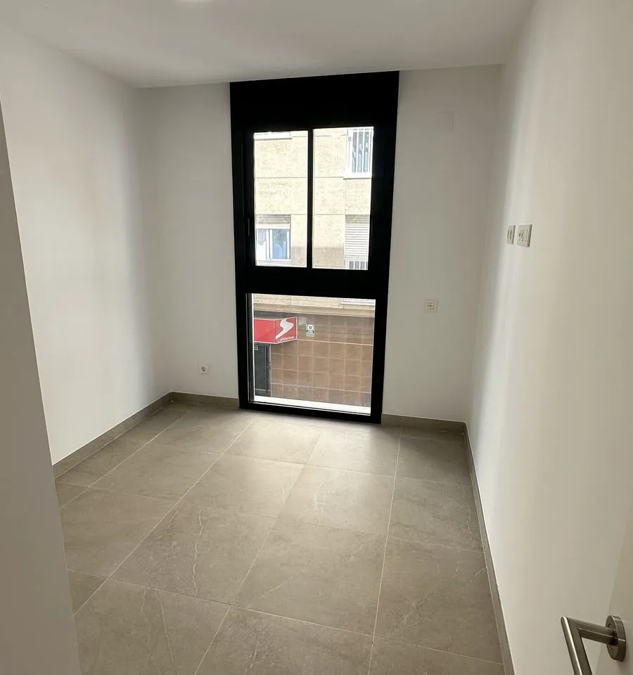 f85292ea-727a-4c41-ba57-40e35d38f3b1