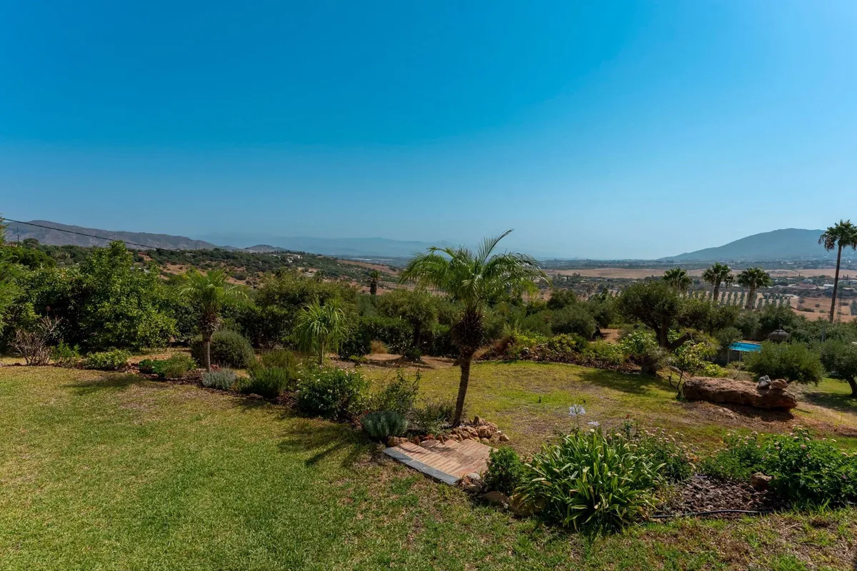 1f08a55a-1820-4319-8ab9-f05d546b88a8