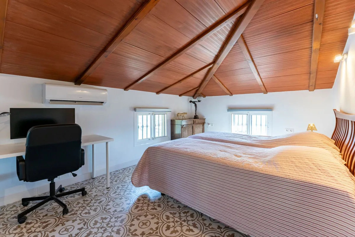 4d93b661-c725-41eb-99cd-a656b18197a7